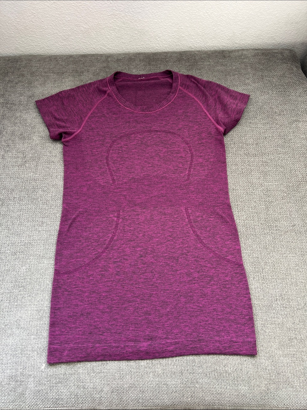 lululemon athletica Short Sleeve Tunic Dress in Plum Heather